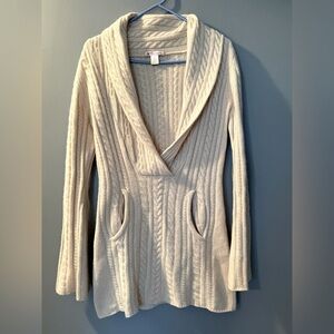 Qi Cashmere Hooded Cashmere Long Sleeve Cable Knit Sweater Womens‎ Sz S PTP 17"